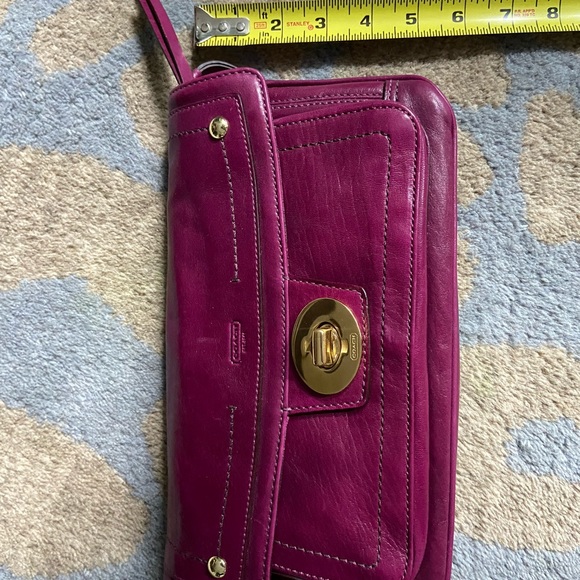 Coach plum leather large clutch. Perfect for fall. Sizes in pics. - Picture 4 of 10